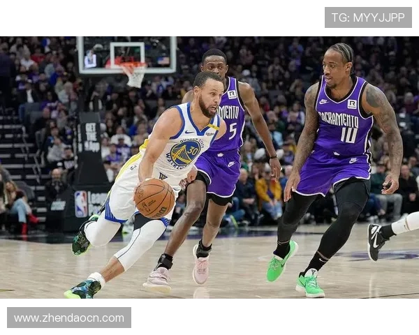 NBA最新动态：湖人遭遇三连败 詹姆斯伤情更新 勇士逆转取胜库里再创纪录